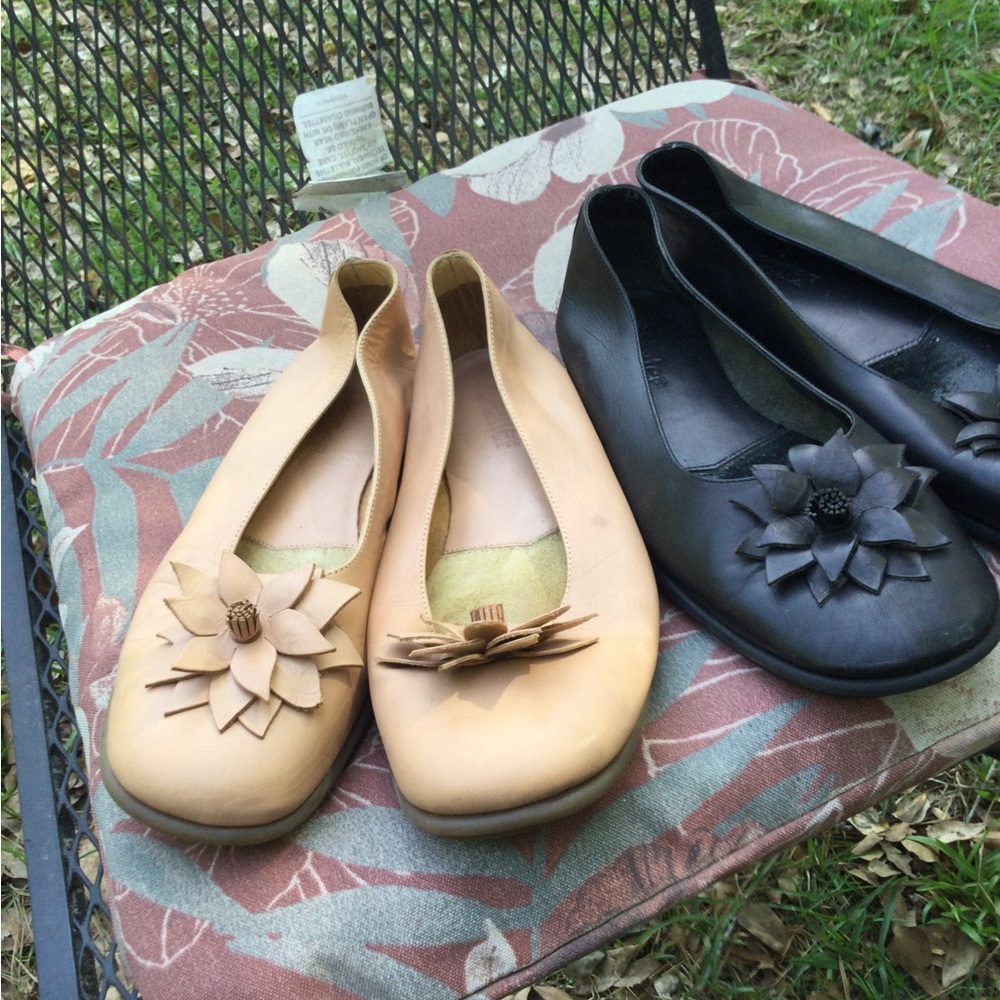 Floral Accent Ballet Flats in Tan or Black pair - Picture 2 of 2